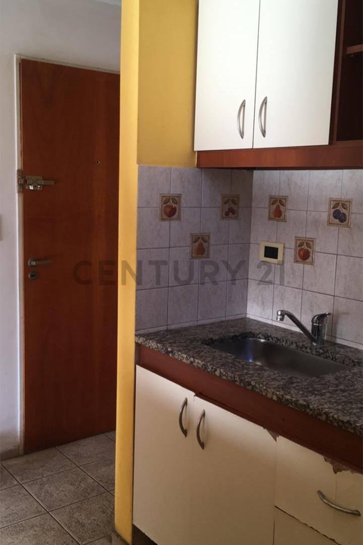 Foto de DEPARTAMENTO DE UN DORMITORIO EN VENTA EN LA PLATA, imagen 5