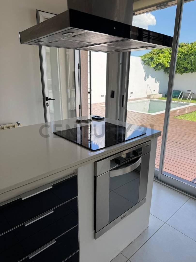 Foto de Casa en Alquiler en La Plata Calle 10 N° 2037 entre 73 y 74, imagen 5