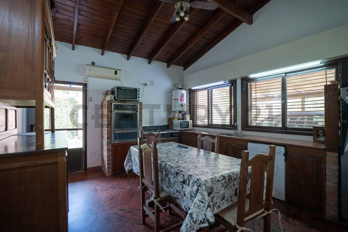 Foto de Casa en venta en Villa Elisa, 3 dormitorios, imagen 1