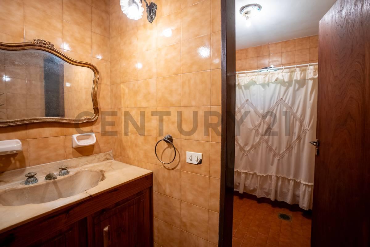 Foto de Casa en venta en Villa Elisa, 3 dormitorios, imagen 2