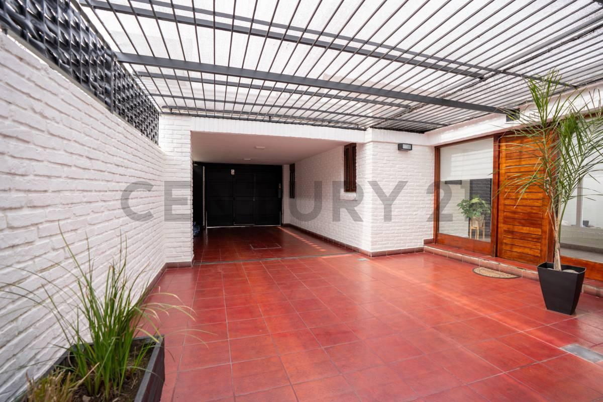 Foto de Casa en venta 16 32 y 33 La Plata, imagen 1
