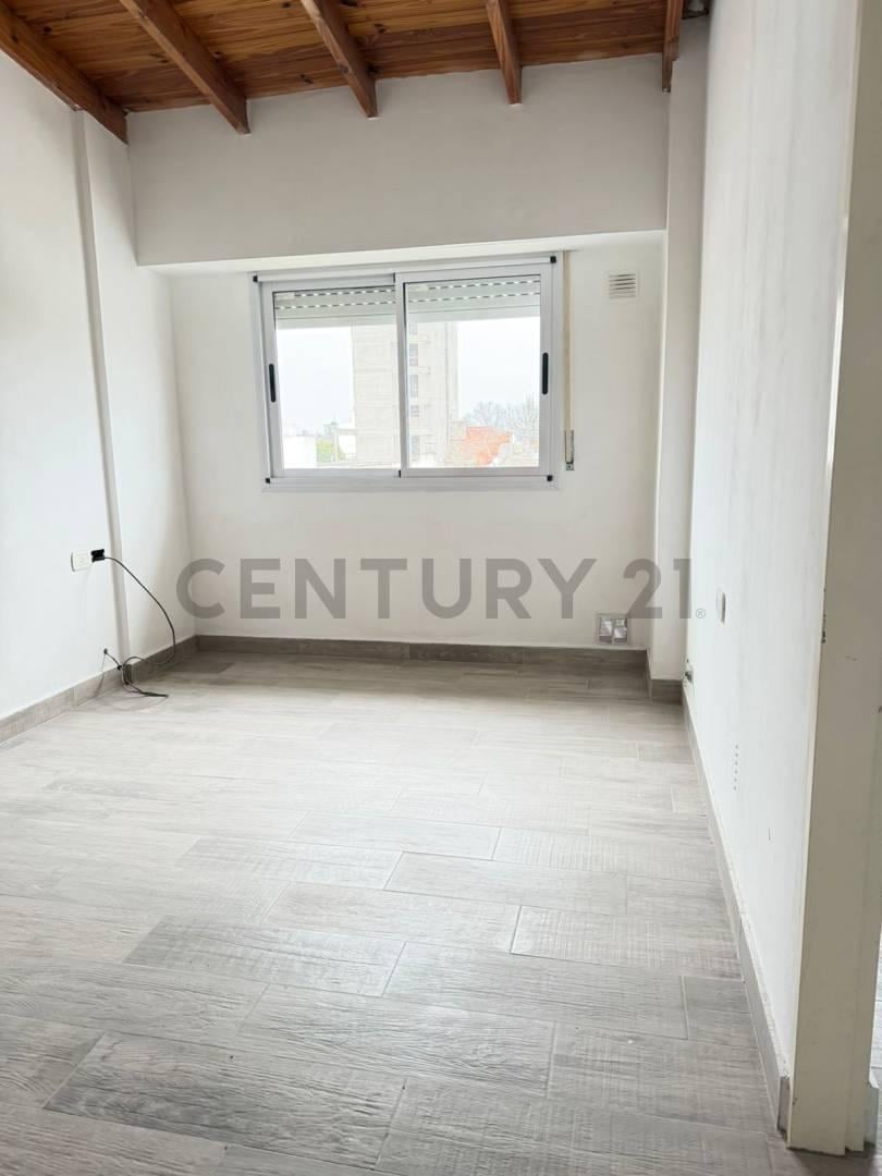 Foto de Departamento de 1 dormitorio Reciclado en Venta en La Plata, imagen 4