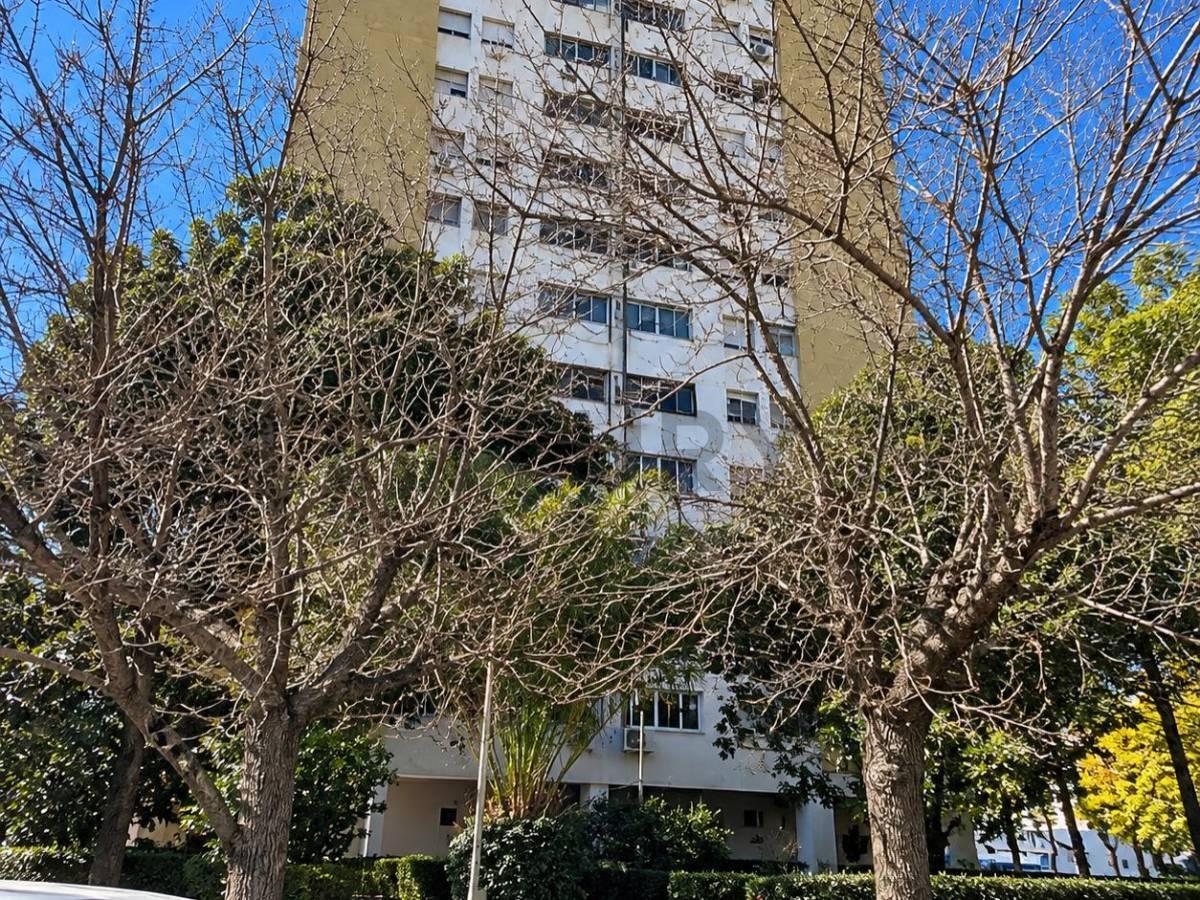 Foto de Venta, Departamento de 3 dormitorios – calle 20 y 48 –, imagen 2