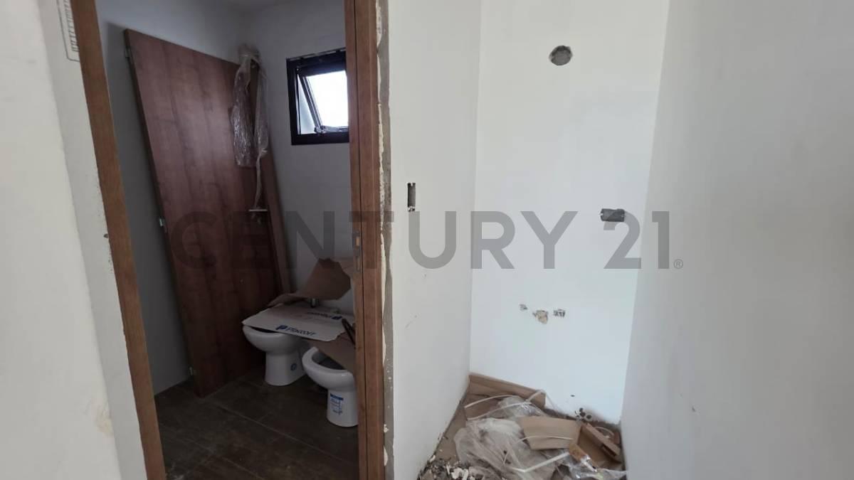 Foto de Departamento Semipiso de DOS dormitorios - EN construcción en La PLATA, imagen 5