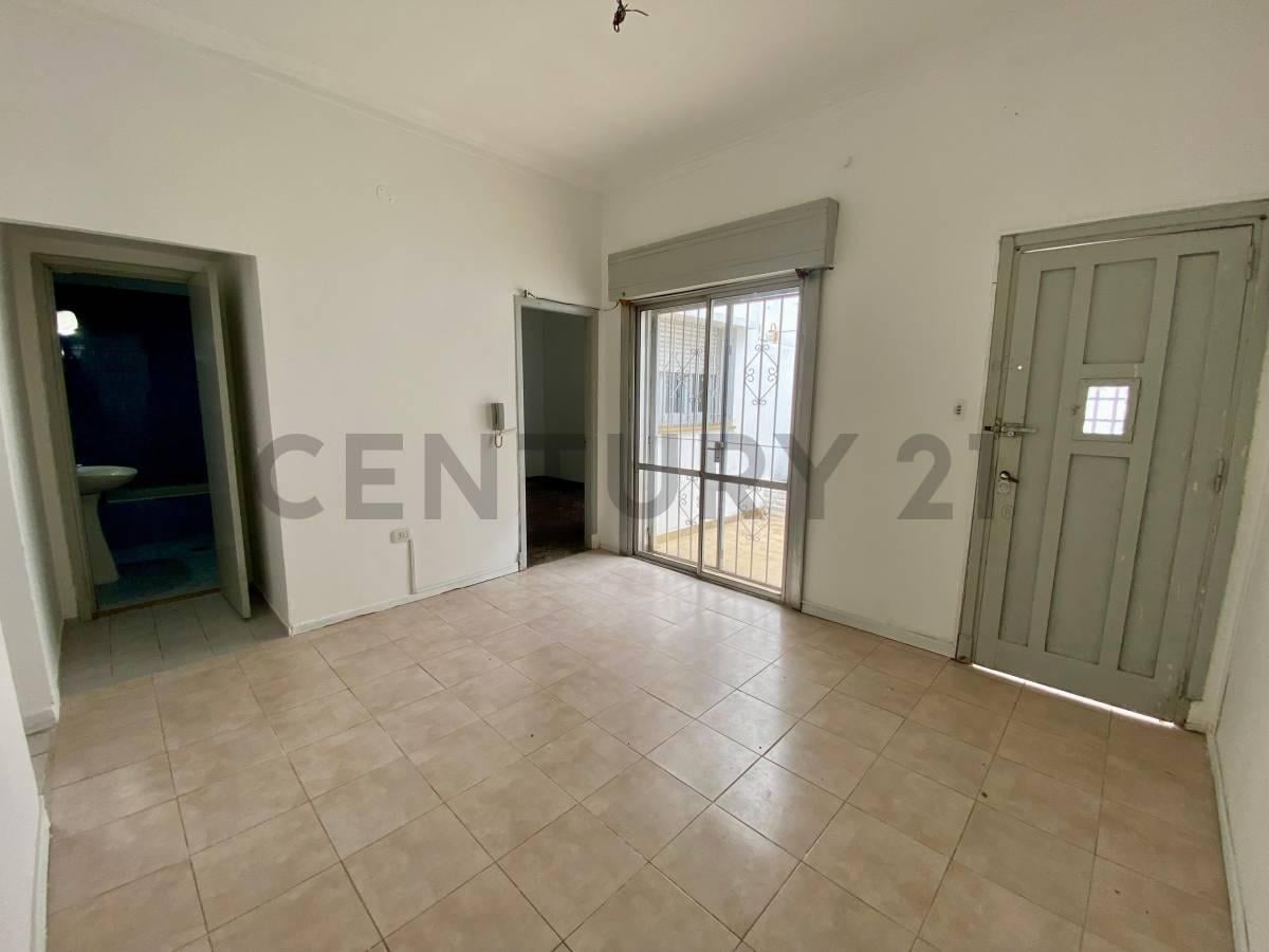 Foto de Ph en venta- La Plata calle 71 6 y 7, imagen 2