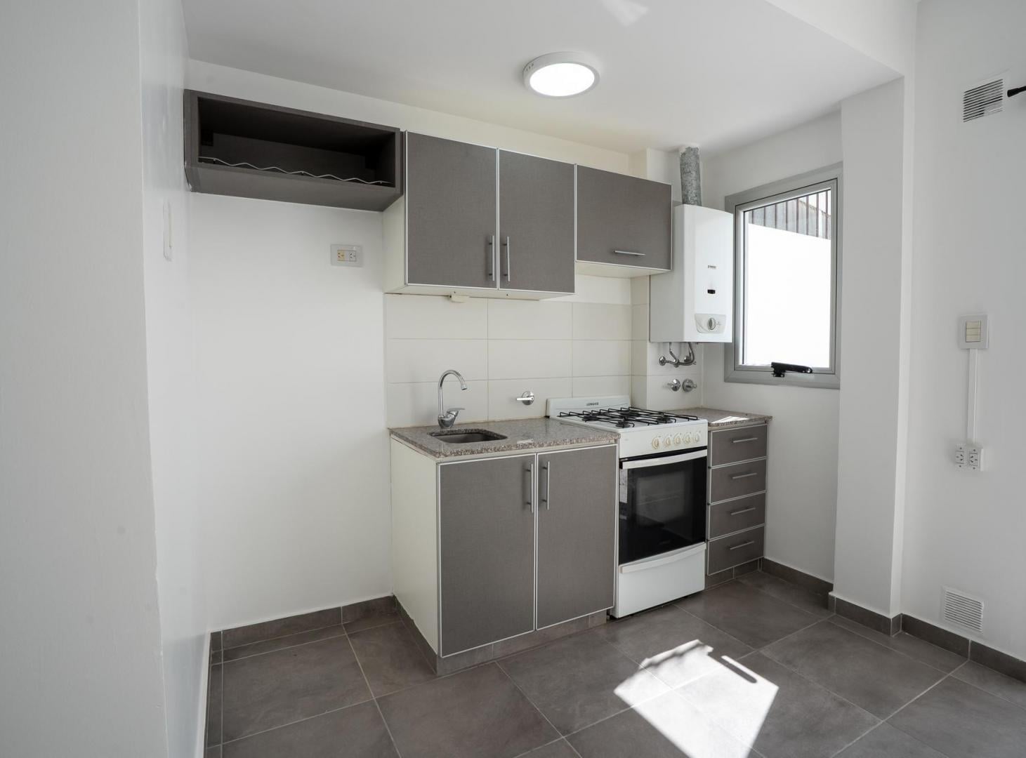 Foto de Departamento en venta La Plata, 1 dormitorio con patio, 49 e 17 y 18 La, imagen 4