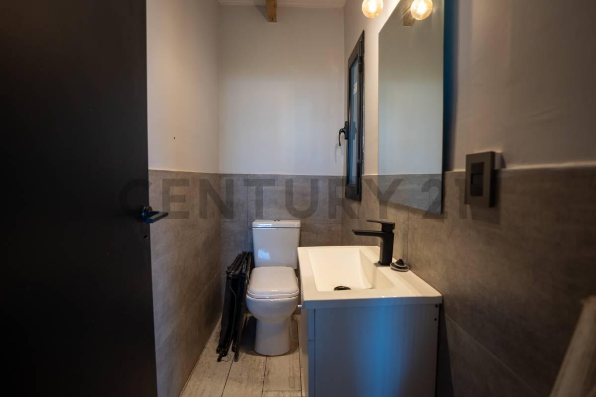 Foto de Casa en venta en Las Carolinas, 4 dormitorios, quincho, City Bell, imagen 2