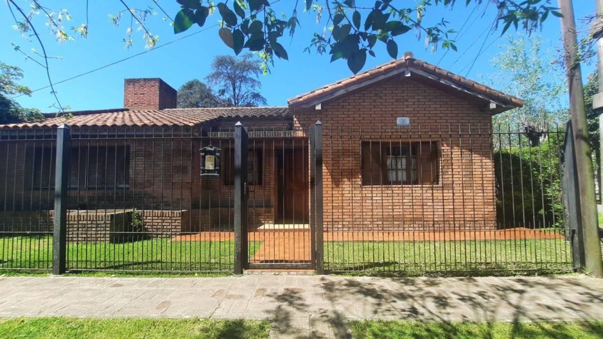 Foto de Casa en Venta de 3 dormitorios en City Bell 465 y 13C, imagen 3