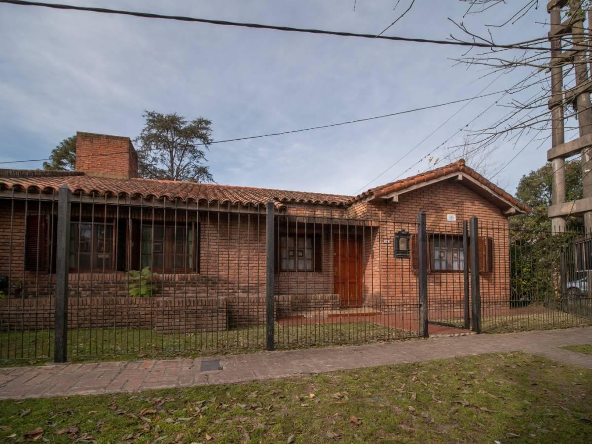 Foto de Casa en Venta de 3 dormitorios en City Bell 465 y 13C, imagen 5