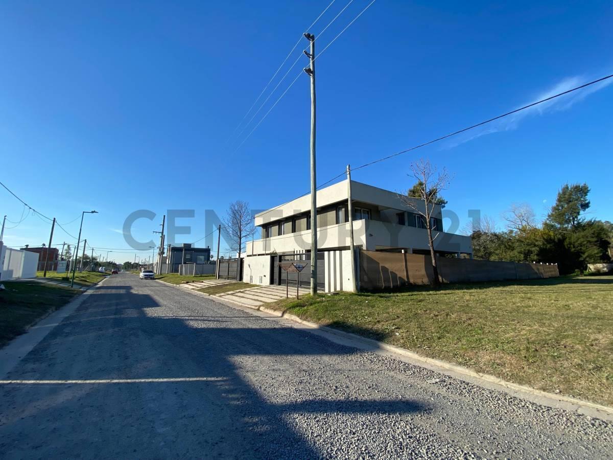 Foto de Terreno en venta Joaquin Gorina - Barrio Los Enriques, imagen 1