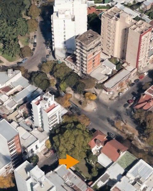 Foto de Terreno en venta en La Plata, imagen 1