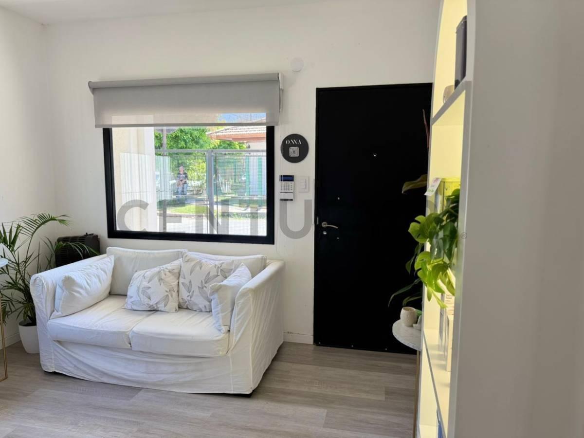 Foto de casa en venta de dos dormitorios en City Bell, imagen 4