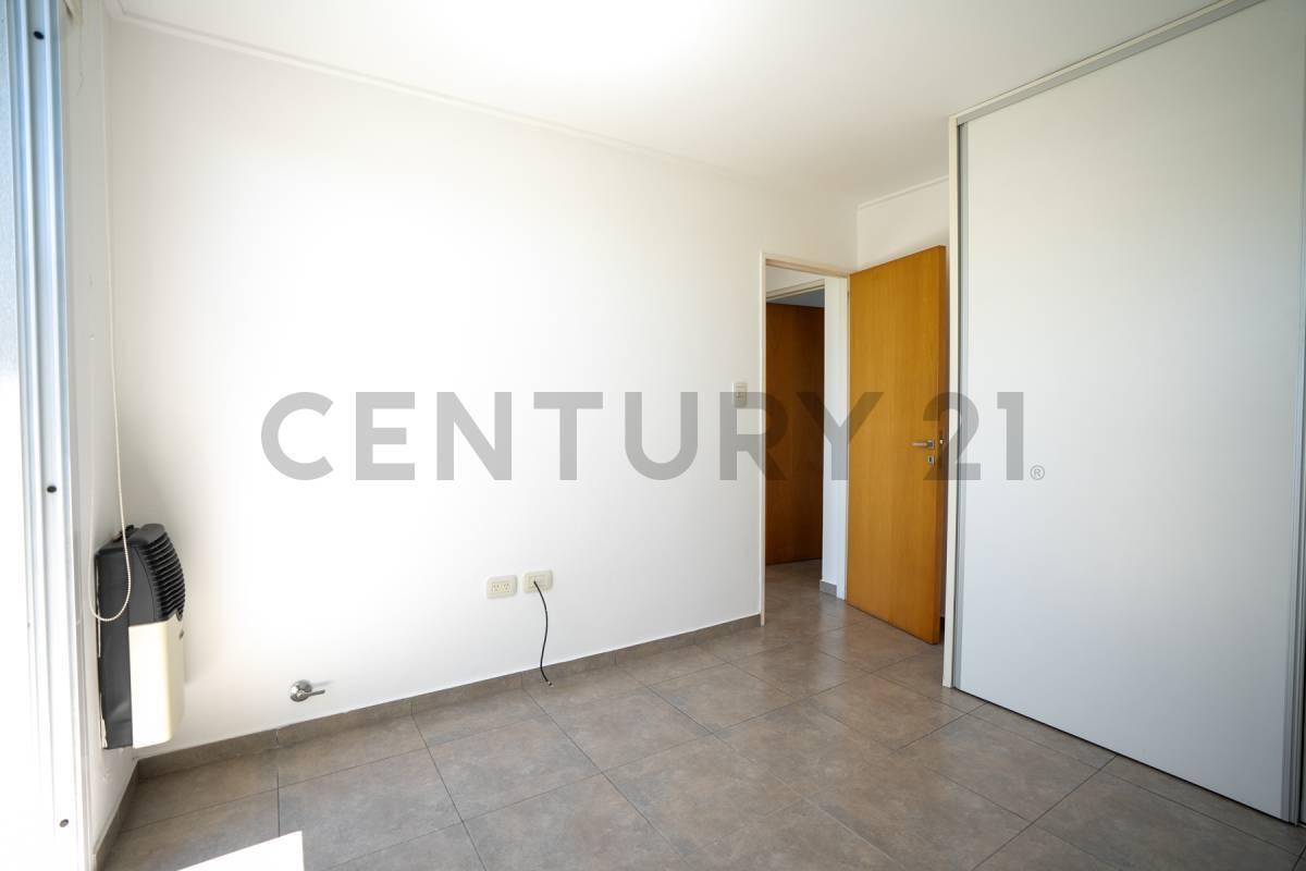 Foto de Departamento de 2 dormitorios, con cochera en Berisso, imagen 4