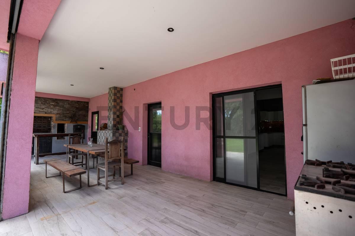 Foto de Casa en Venta de tres dormitorios- Joaquin Gorina, imagen 3