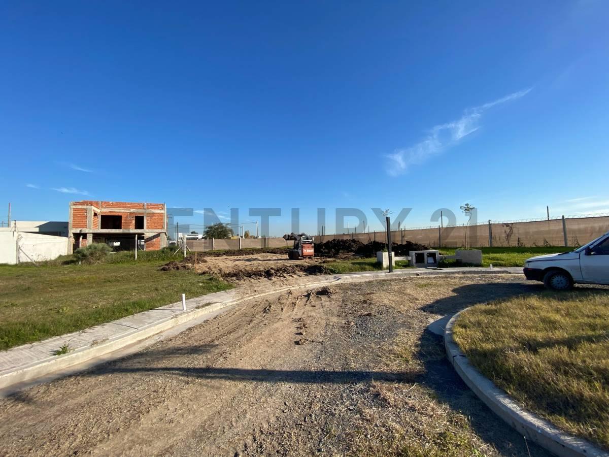 Foto de Terreno en Venta Barrio cerrado LE barrio- Joaquin Gorina, imagen 5