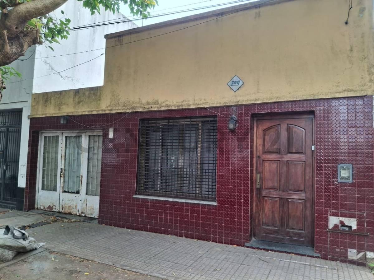 Foto de CASA EN VENTA A RECICLAR CALLE 3 ENTRE 521 Y 522 TOLOSA, imagen 1