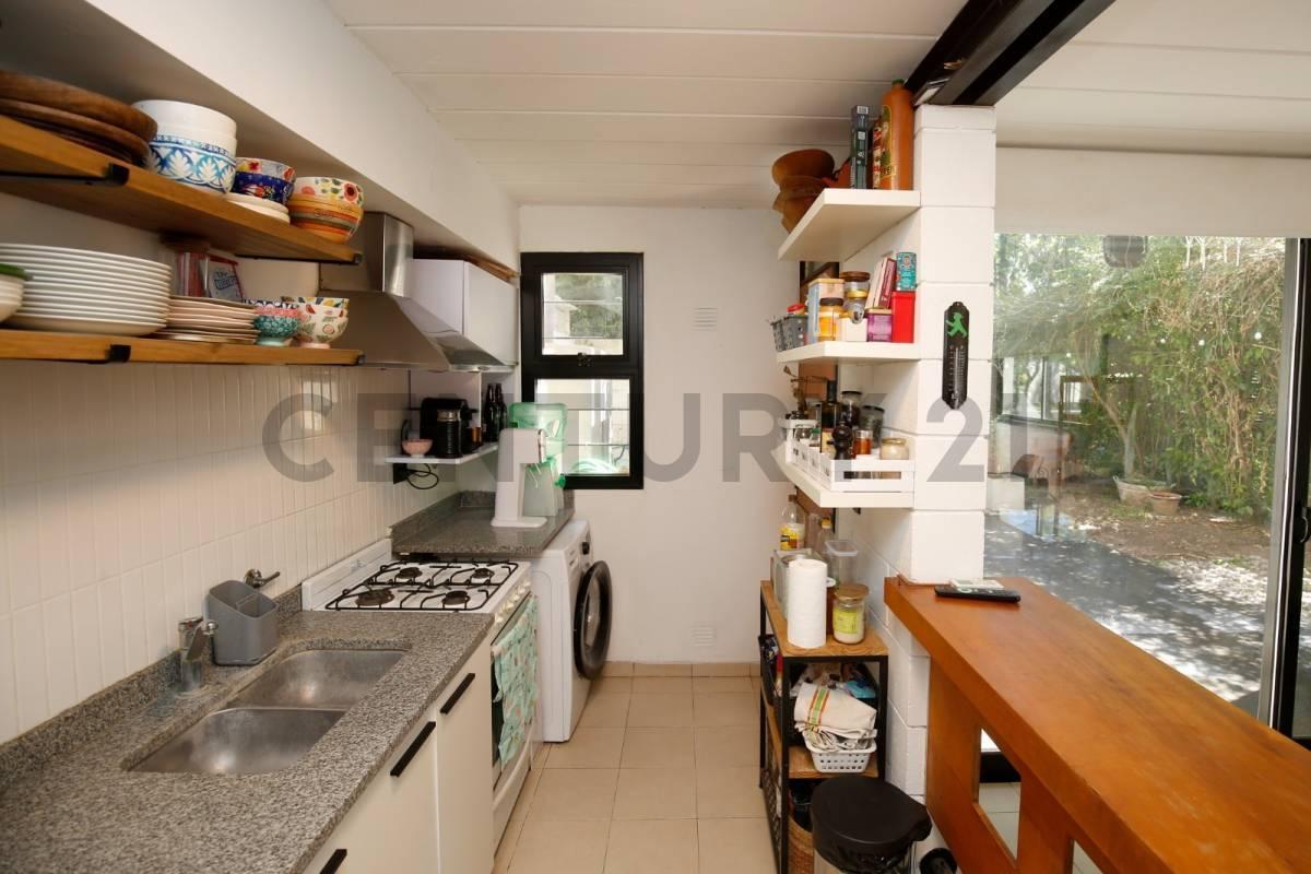 Foto de Dúplex en venta en Manuel B. Gonnet en complejo cerrado, imagen 3