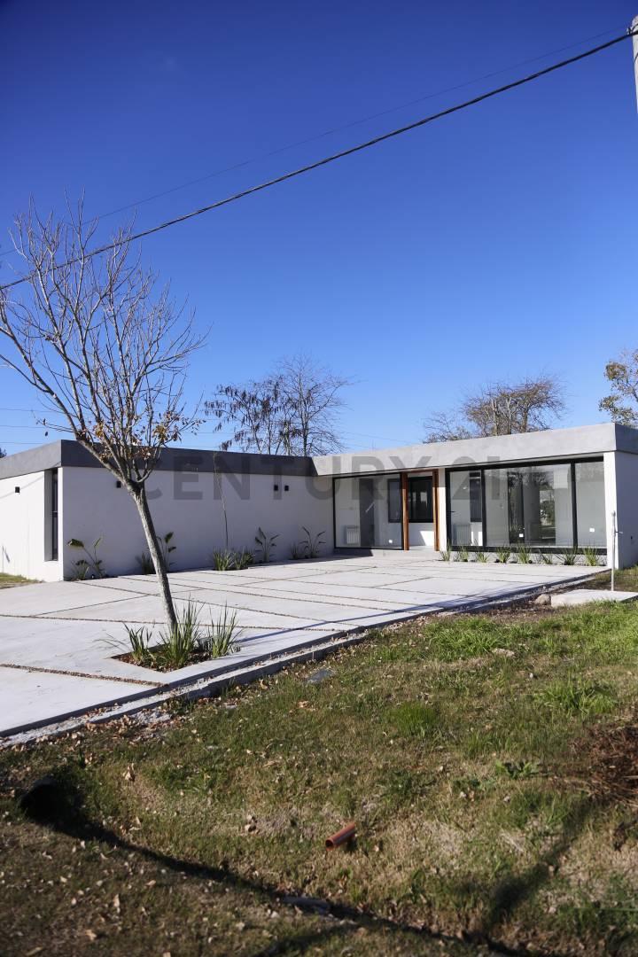 Foto de Casa en venta en planta baja barrio cerrado LAS CAROLINAS, imagen 1