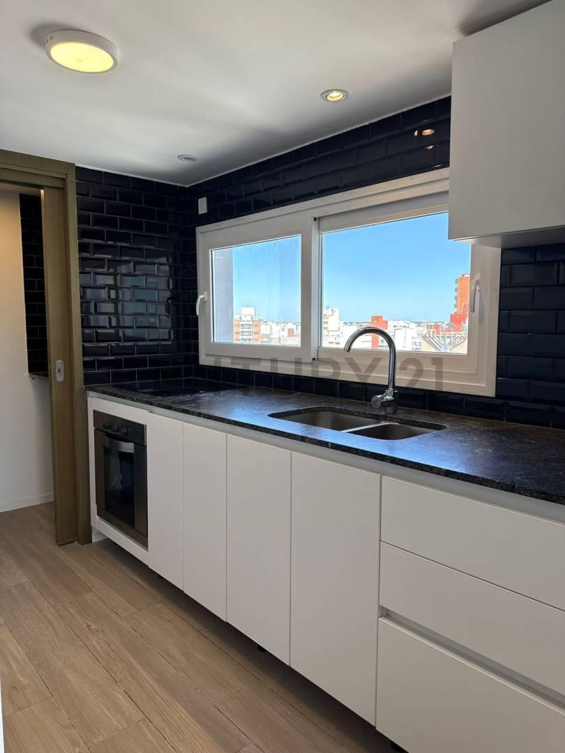 Foto de Departamento en venta en La Plata, 1 dormitorio con balcón, imagen 5