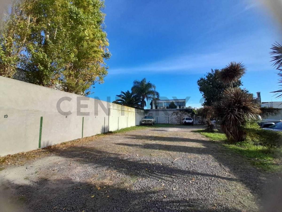 Foto de Cochera en venta La Plata., imagen 2