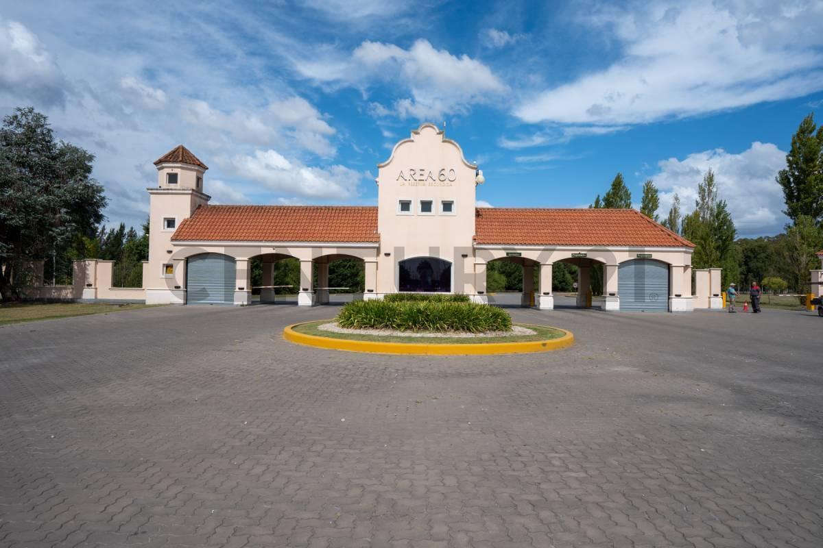 Foto de LOTE EN VENTA EN ÁREA 60, imagen 2