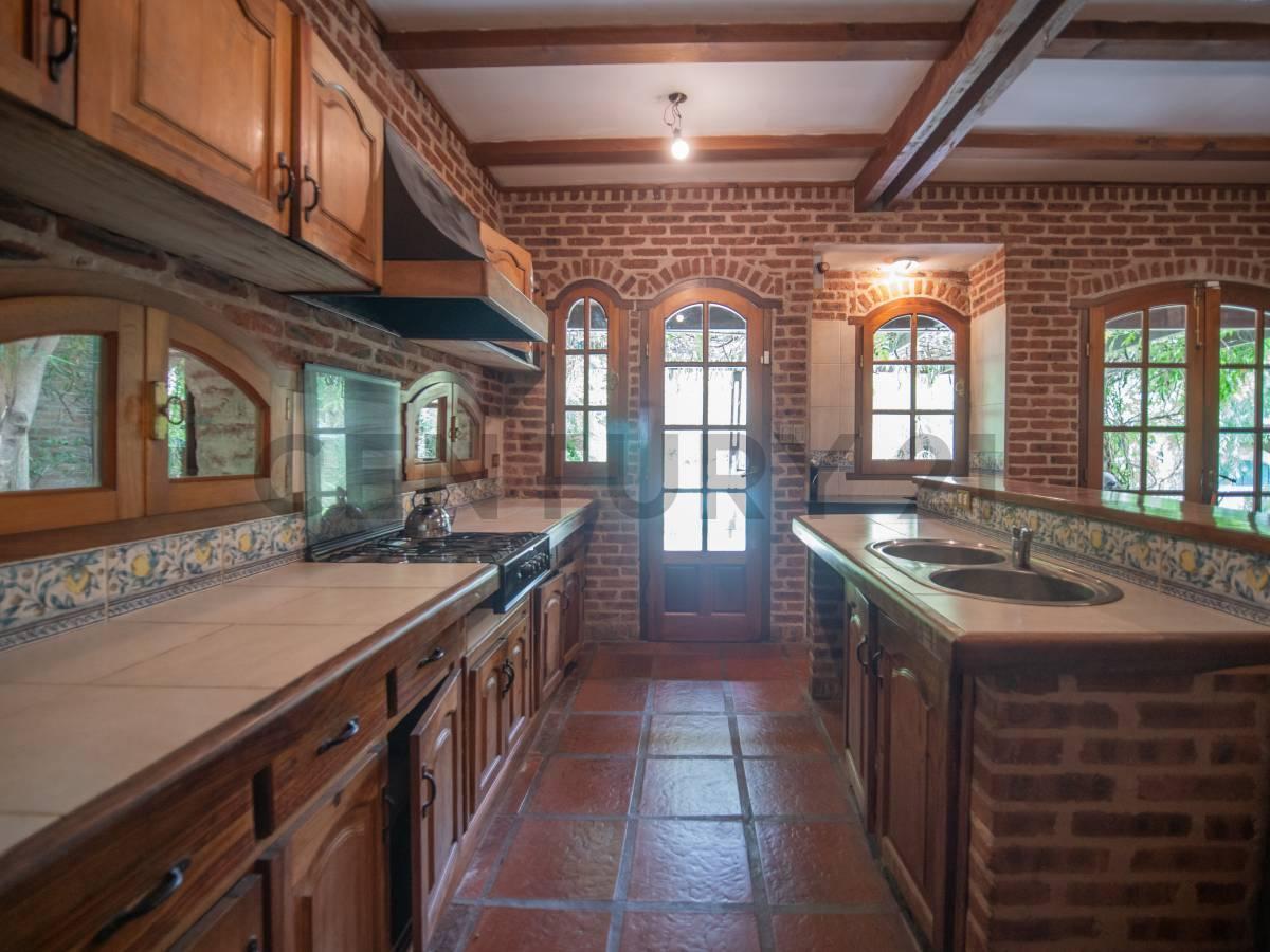 Foto de Casa en venta en City Bell, imagen 2