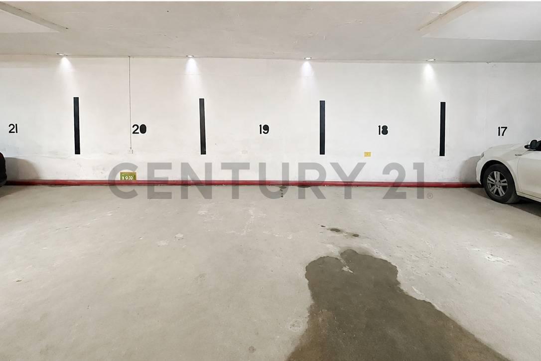 Foto de Cochera en Venta La Plata, imagen 1