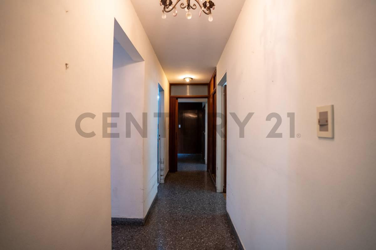 Foto de DEPARTAMENTO EN VENTA LA PLATA, imagen 1