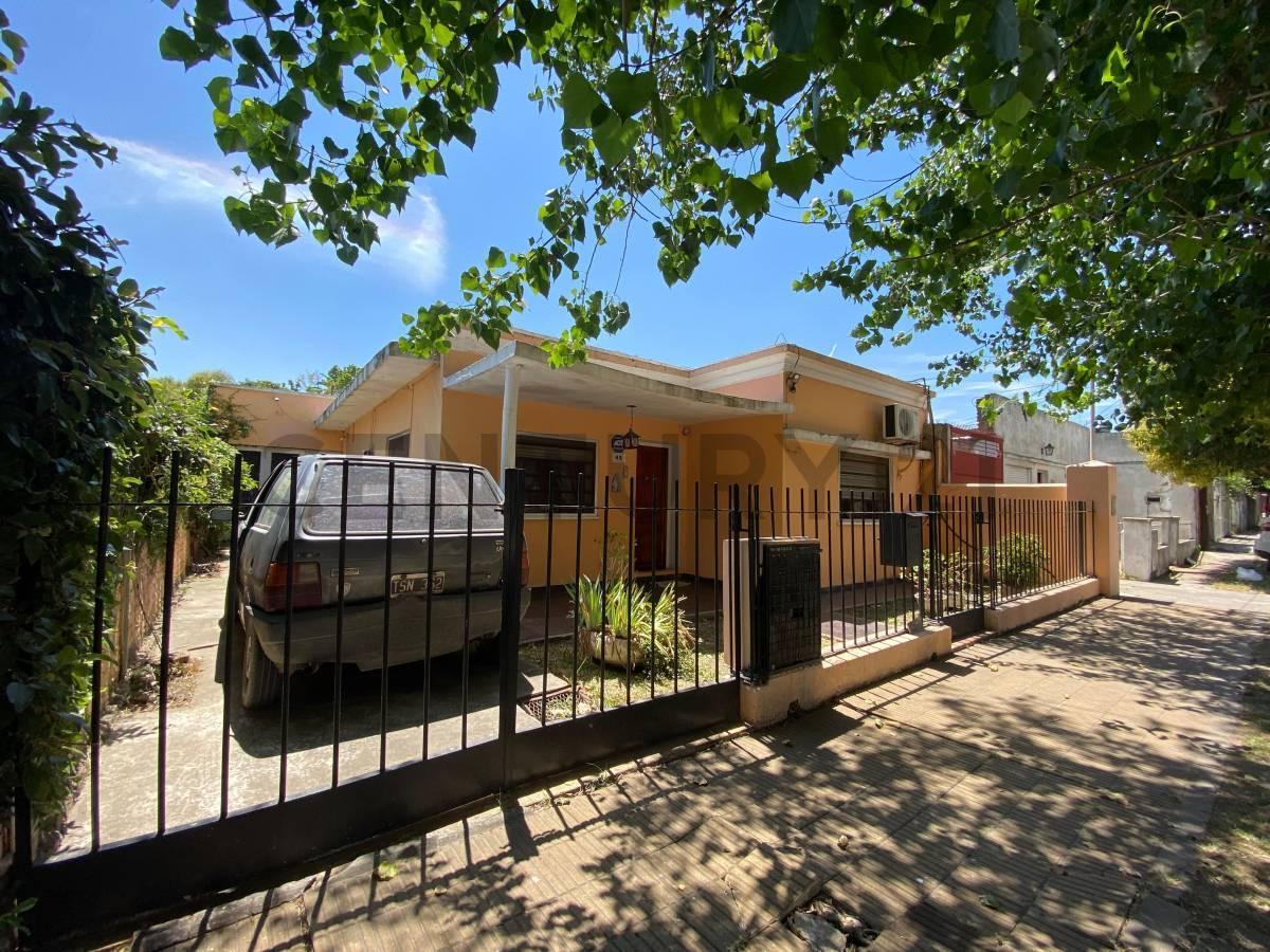 Foto de Casa en venta en San Carlos – 2 dormitorios y quincho, imagen 1