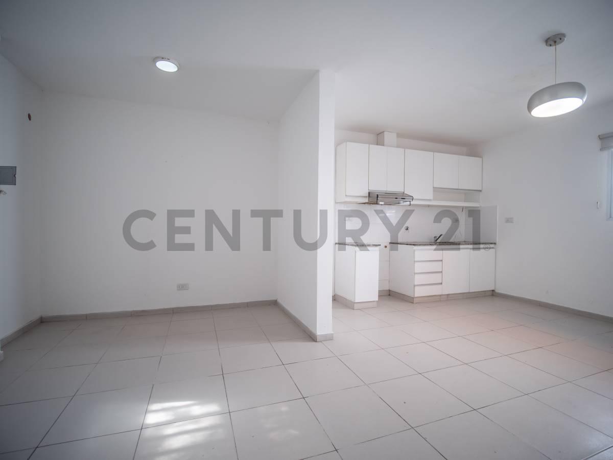 Foto de Casa en venta Calle 38 entre 18 y Plaza Güemes, imagen 4