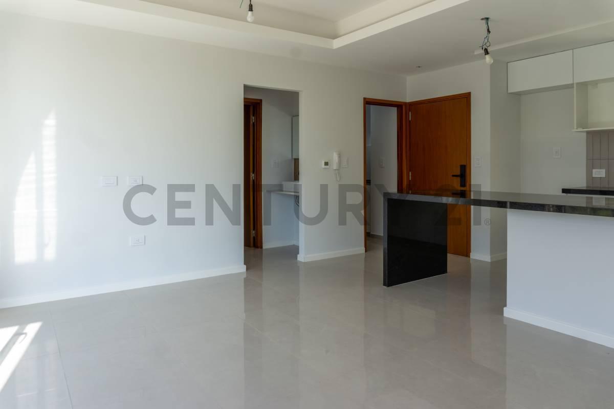 Foto de DEPARTAMENTO EN VENTA 50 ENTRE 26 Y 27 FRENTE PARQUE SAN MARTÍN - LA, imagen 1