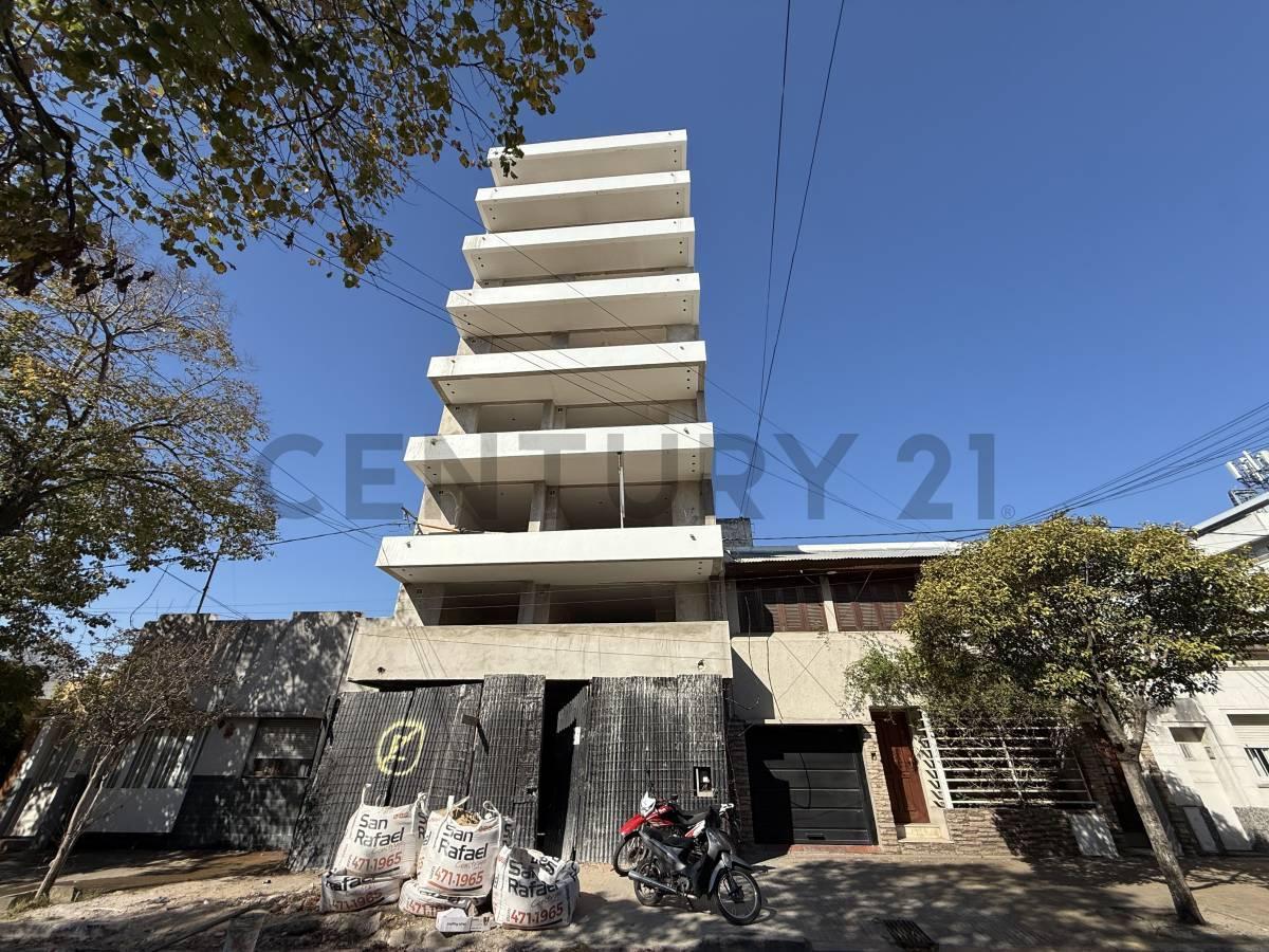 Foto de SEMIPISO DE DOS DORMITORIOS EN VENTA EN LA PLATA, imagen 1