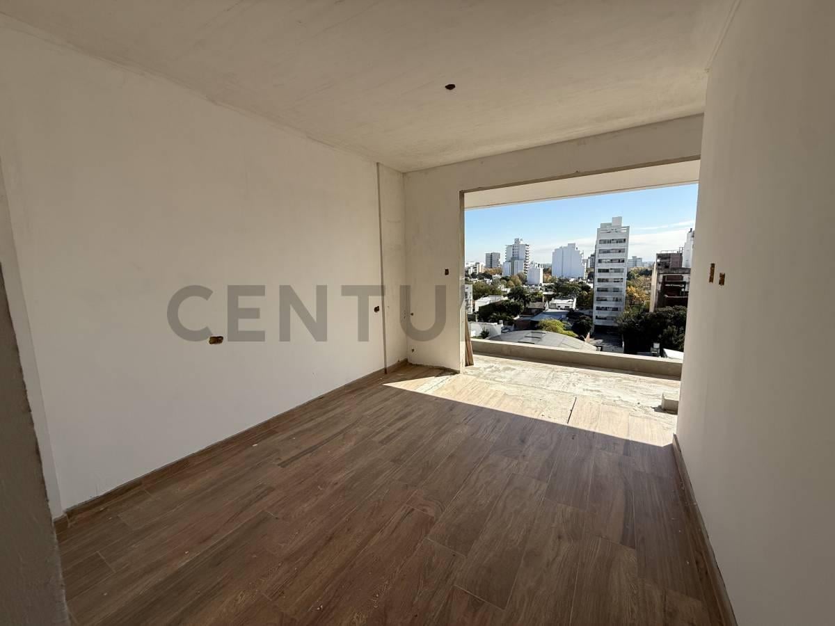 Foto de SEMIPISO DE DOS DORMITORIOS EN VENTA EN LA PLATA, imagen 2