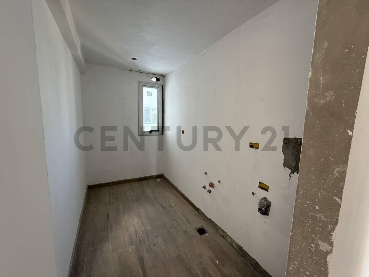Foto de SEMIPISO DE DOS DORMITORIOS EN VENTA EN LA PLATA, imagen 3