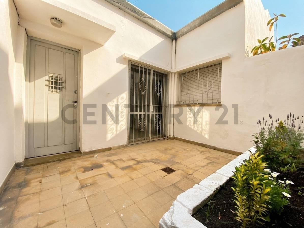 Foto de Ph en venta- La Plata calle 71 6 y 7, imagen 2