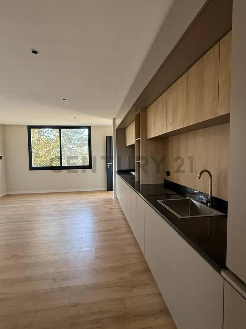 Foto de VENTA– OFICINA / DEPARTAMENTO DE 1 DORMITORIO A ESTRENAR EN CITY BELL, imagen 1