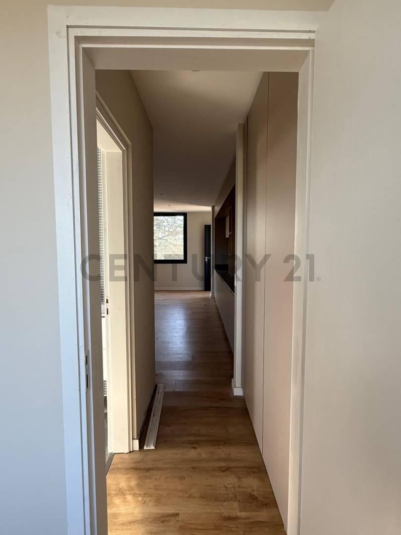 Foto de VENTA– OFICINA / DEPARTAMENTO DE 1 DORMITORIO A ESTRENAR EN CITY BELL, imagen 4