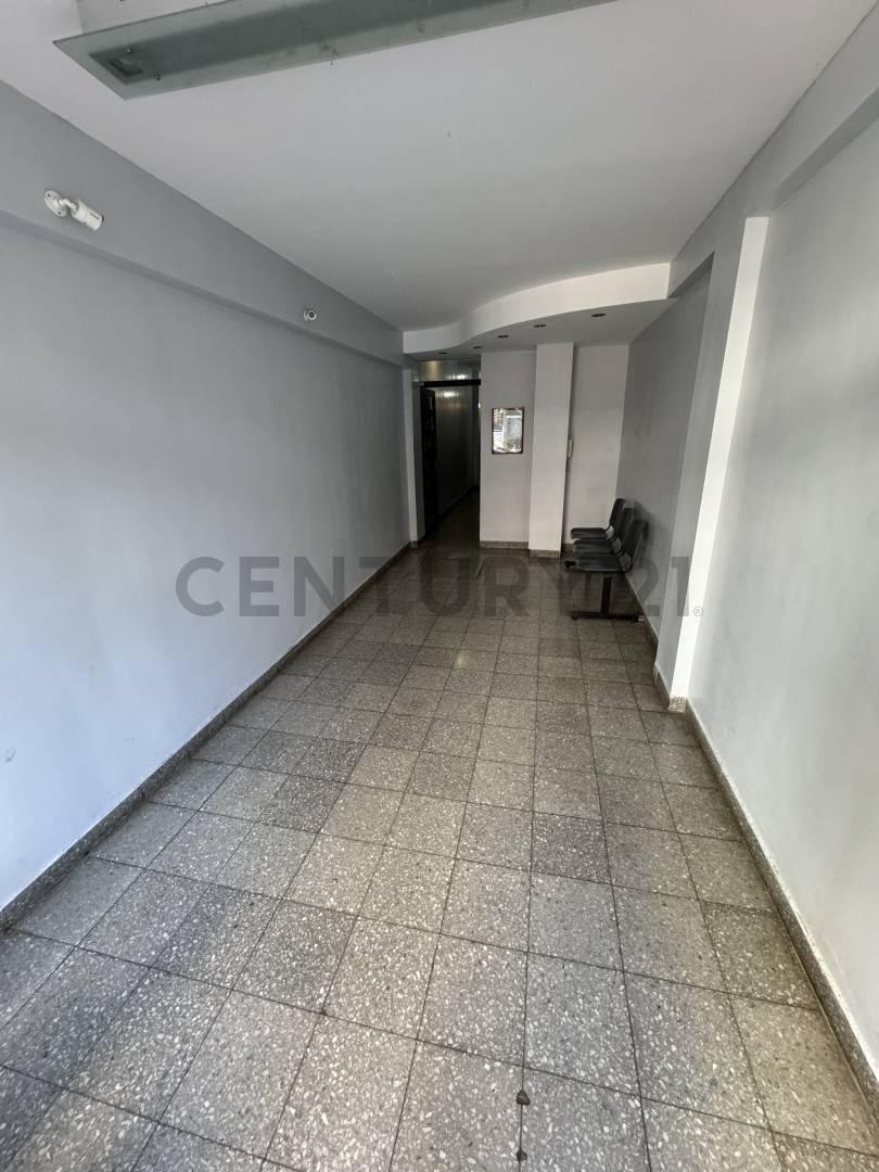 Foto de OFICINA EN VENTA LA PLATA, imagen 2