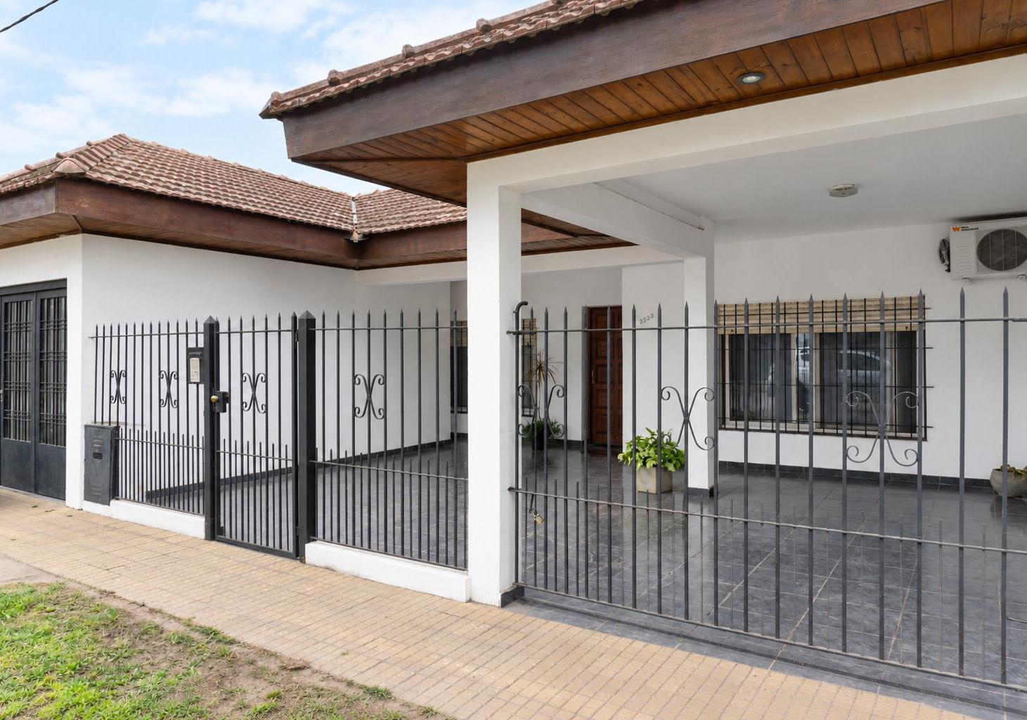 Foto de Casa en venta en La Plata, 2 dormitorios, imagen 2