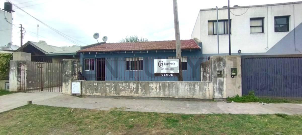 Casa en Venta 3 Dormitorios en San Carlos, La Plata