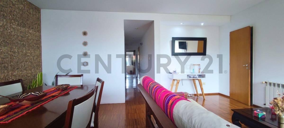 Piso en Venta 4 Dorm., 2 Cocheras, B° Norte, La Plata 5