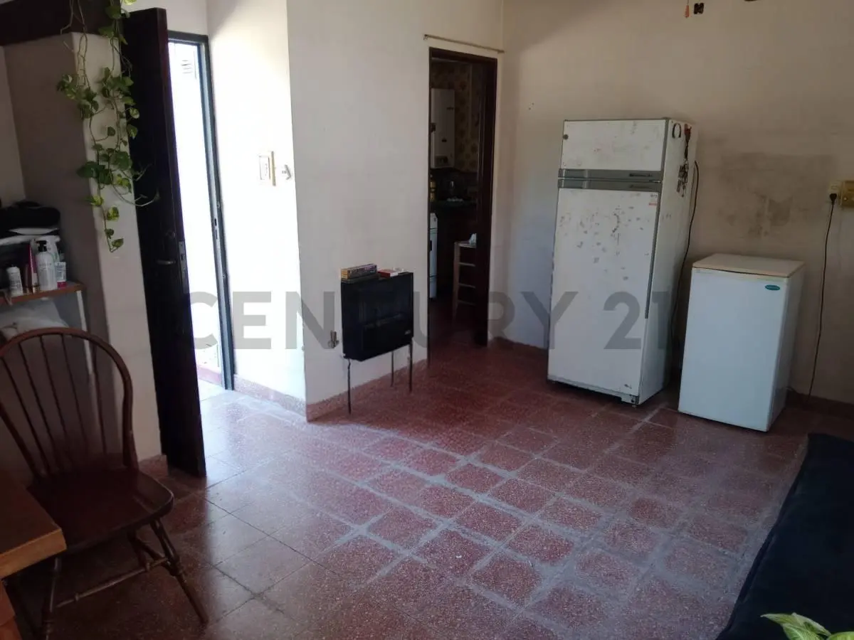 CASA EN BERISSO, 3 HABITACIONES VENTA 2