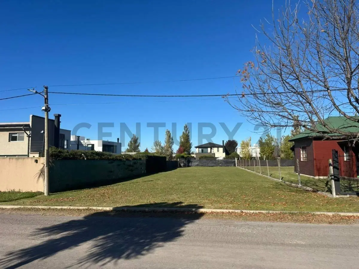 Lote de 761 m² en Gorina 2