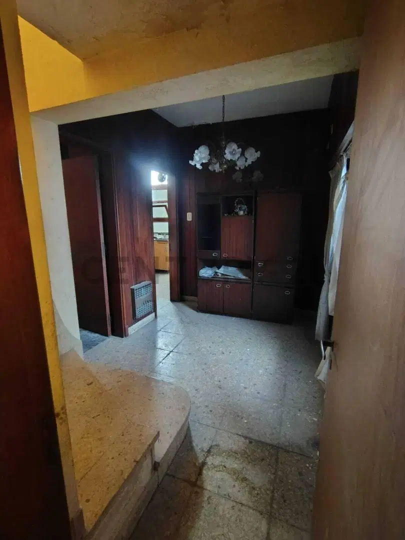 Venta de Casa a Remodelar sobre Av. Horacio Cestino e/ Independencia y Eva Perón 505 5