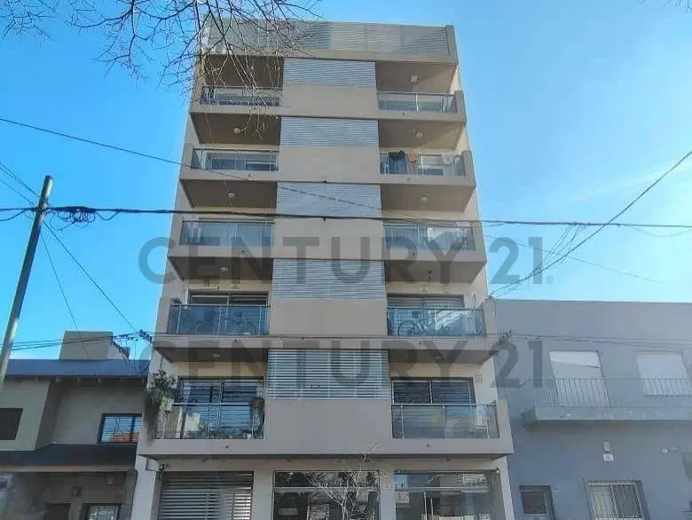 Semipiso 2 Dormitorios Zona Plaza Irigoyen, La Plata. 3