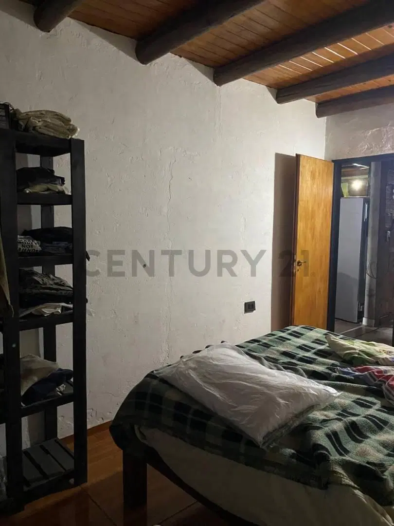 CASA DESARROLLADA EN DOS PLANTAS 2