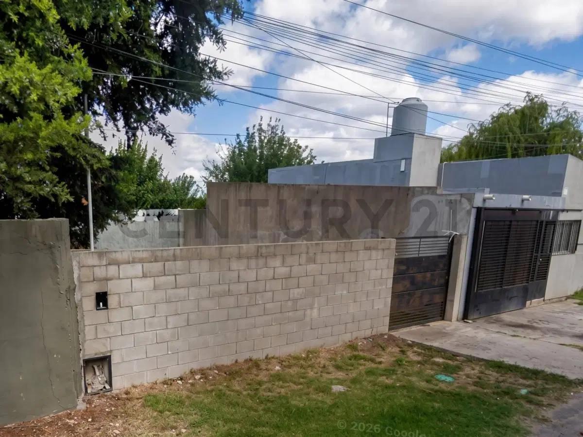Lote de 300 m² cercado en los Hornos. 4