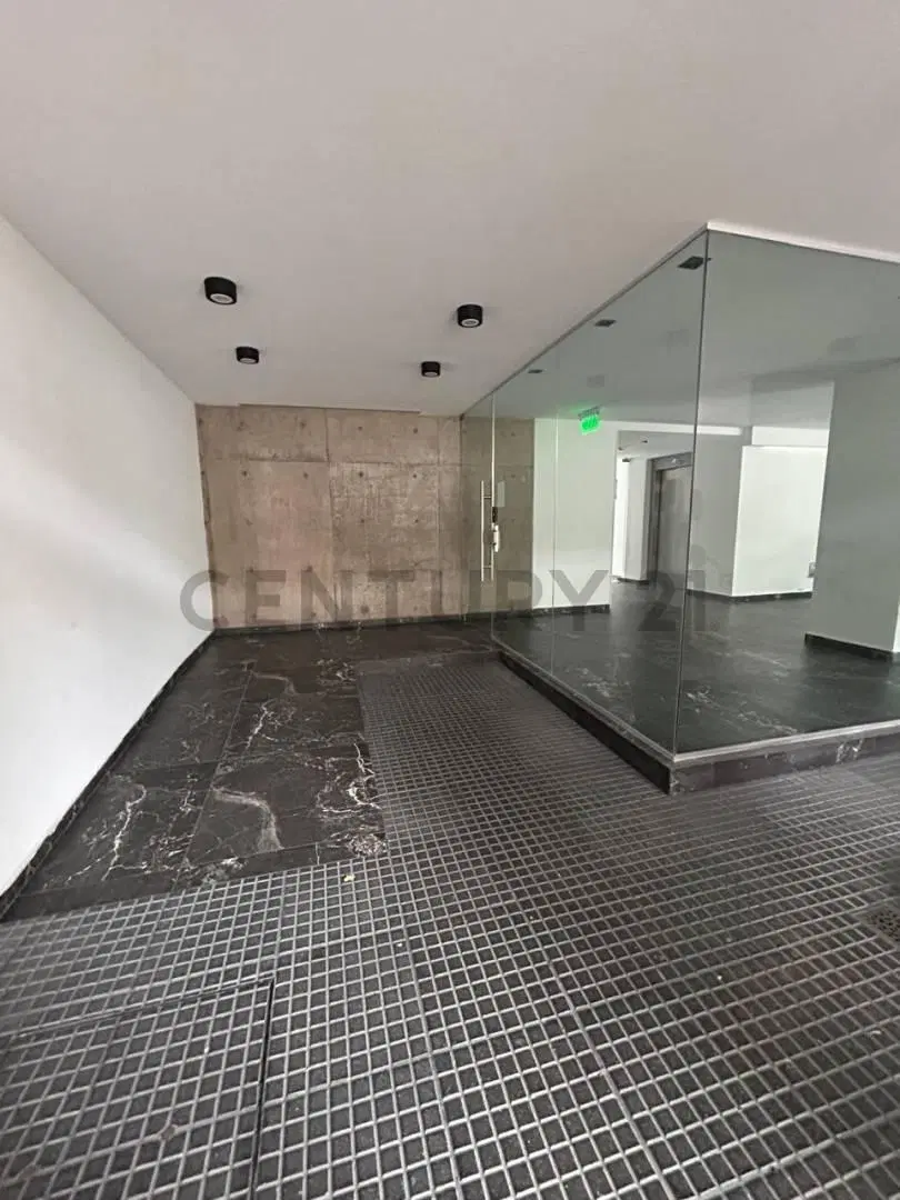 Moderno departamento de 1 dormitorio | Estilo industrial | Balcón | Excelente ubicación en La Plata 3