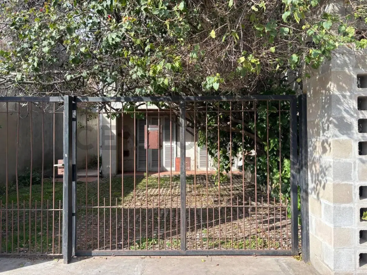 VENTA DE CASA EN LA PLATA 3