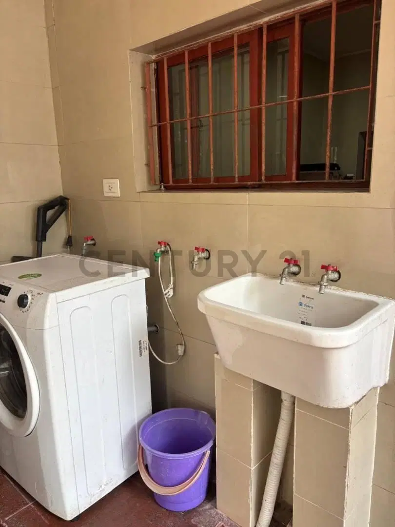 VENTA DE CASA EN LA PLATA 8